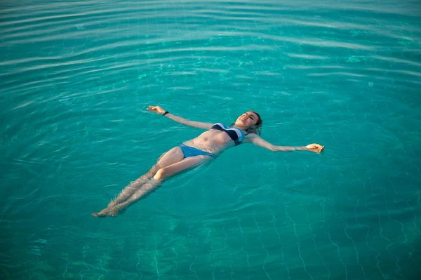 Quelles sont les meilleures pratiques pour la conception de mondes ouverts immersifs dans les jeux de survie?